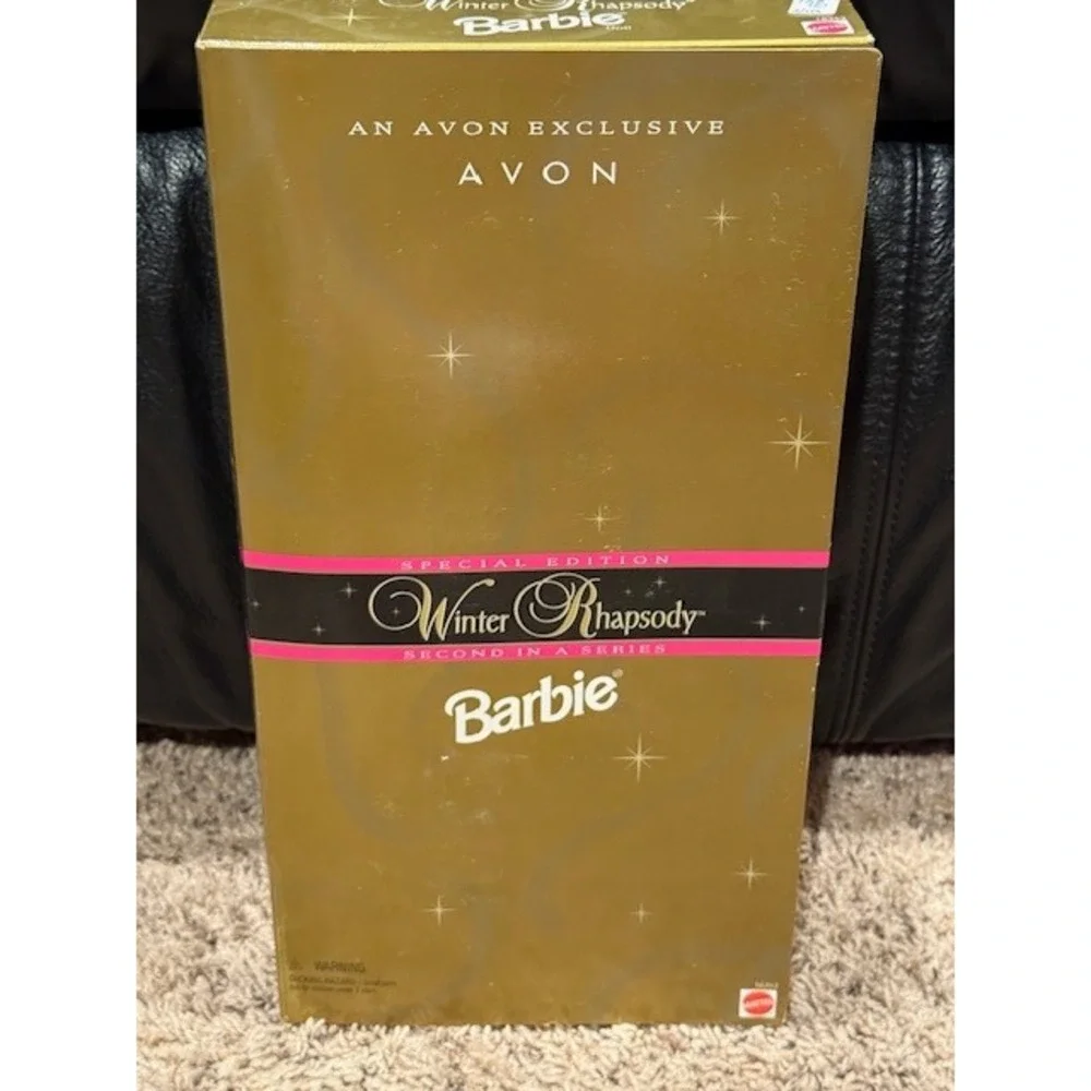 Avon Exclusive Winter Rhapsody Barbie Special‎ Edition Blonde